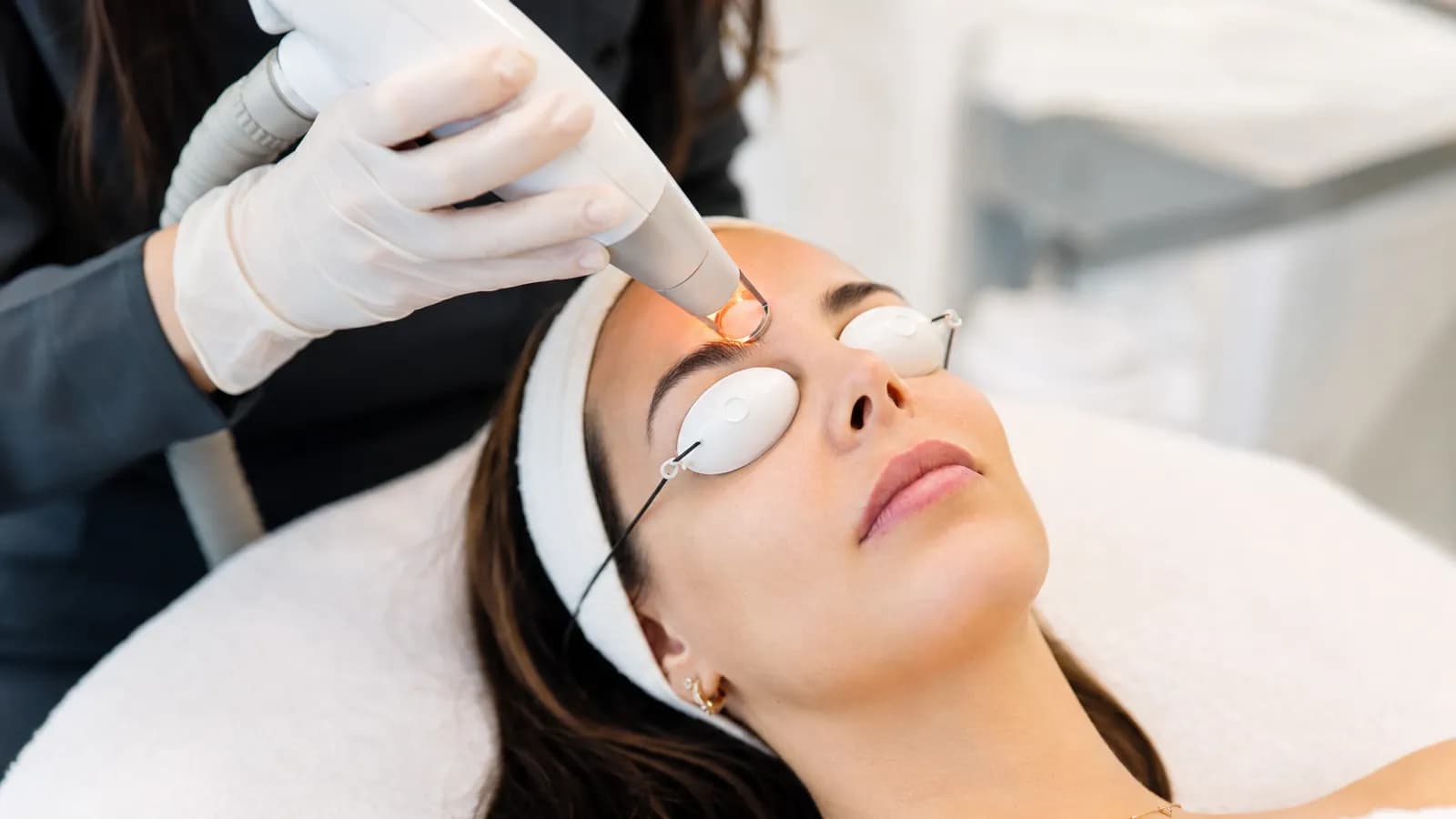 Multifrax fractional laser resurfacing treatment